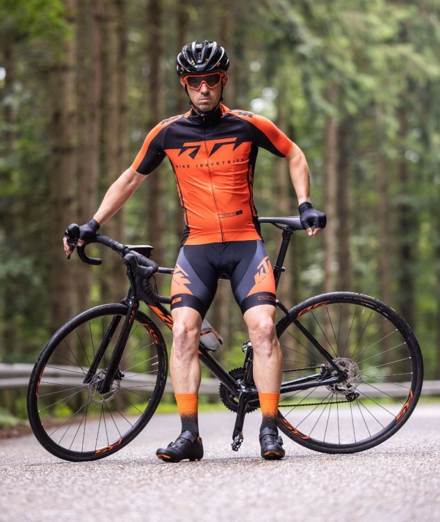 Koszulka KTM 2.jpg